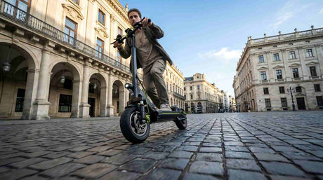 Recommended for heavier riders: How to choose an electric scooter that ensures both power and safety