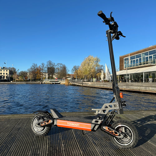 Can 99% of college students resist it? This electric scooter is so cool, and its configuration makes it a "six-sided warrior"!